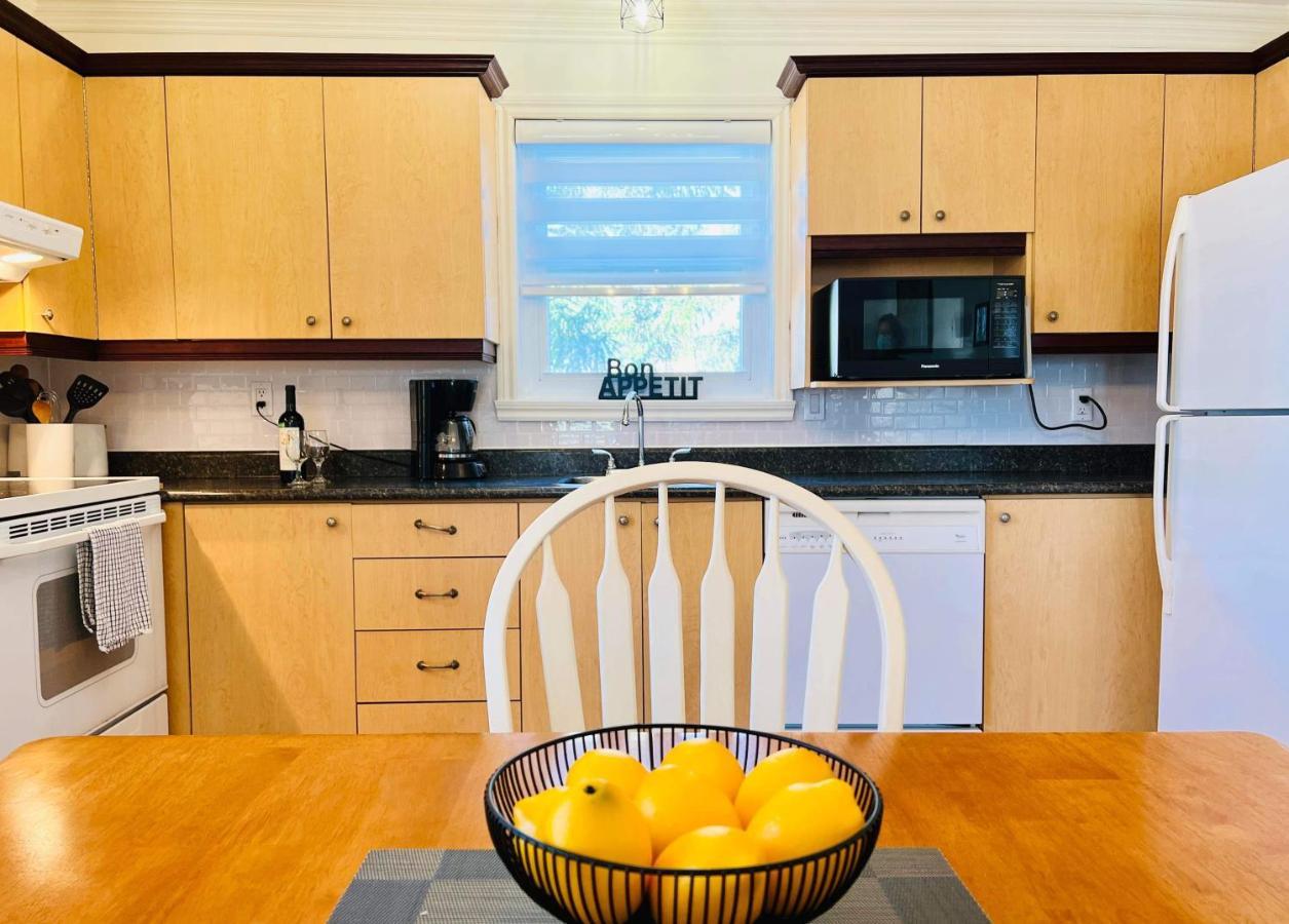 Superbe Condo Plage-Memphremagog Екстериор снимка