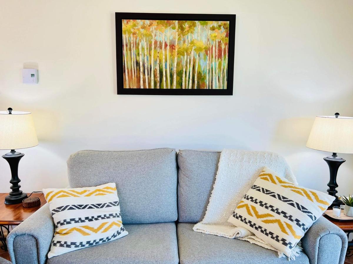 Superbe Condo Plage-Memphremagog Екстериор снимка